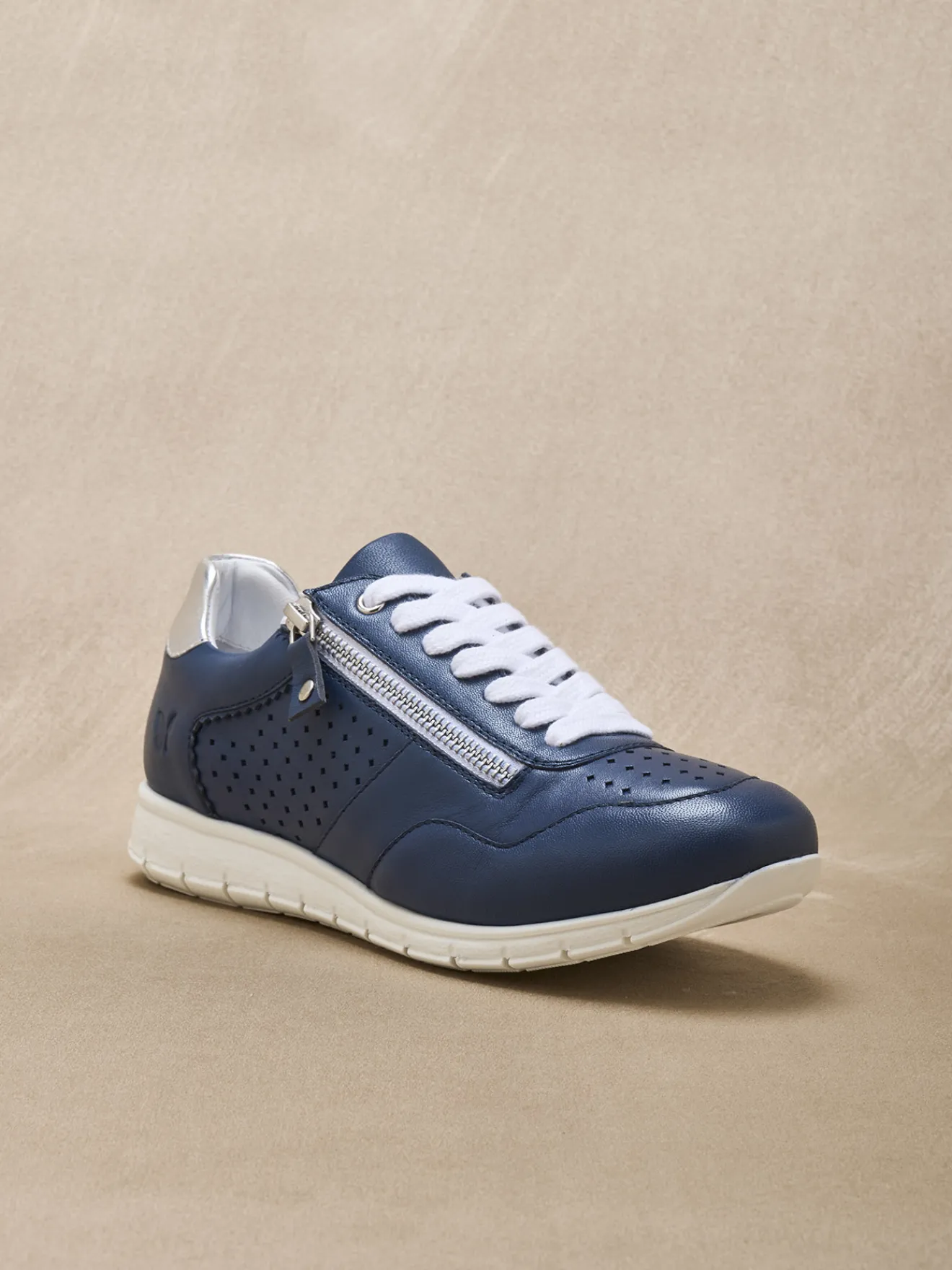 Sale Baskets cuir à aérosemelle® amovible Femme Baskets, Derbies