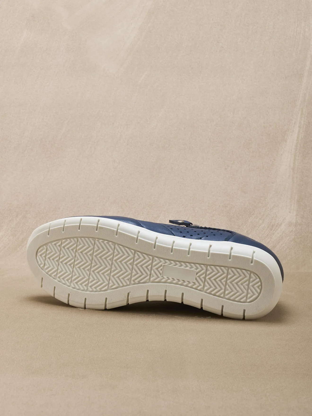 Sale Baskets cuir à aérosemelle® amovible Femme Baskets, Derbies