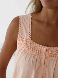 Online Chemise de nuit plumetis larges bretelle Chemise De Nuit