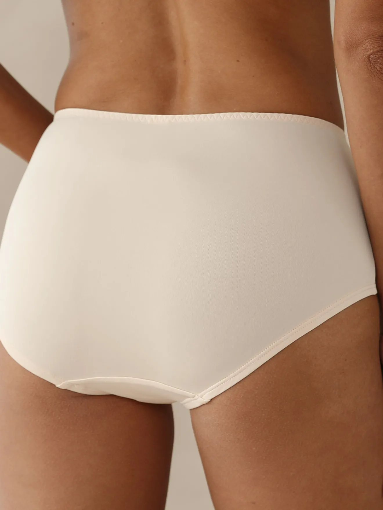 Hot Culotte maxi avec résille Culotte, Slip, Shorty