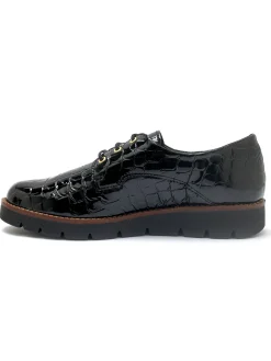 Clearance Derbies vernis façon croco Femme Baskets, Derbies