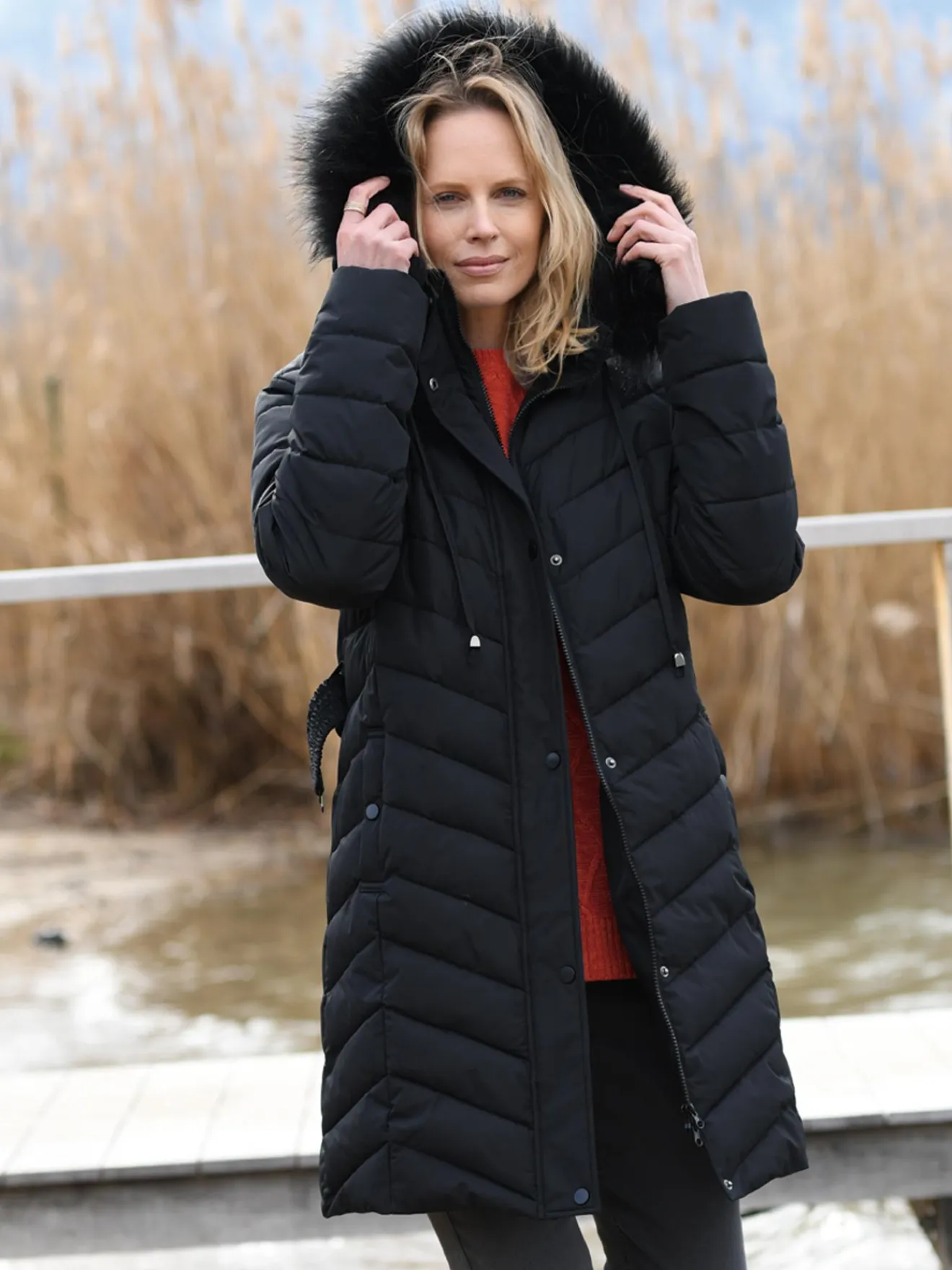 Clearance Doudoune longue ceinturée à capuche Femme Manteau, Parka