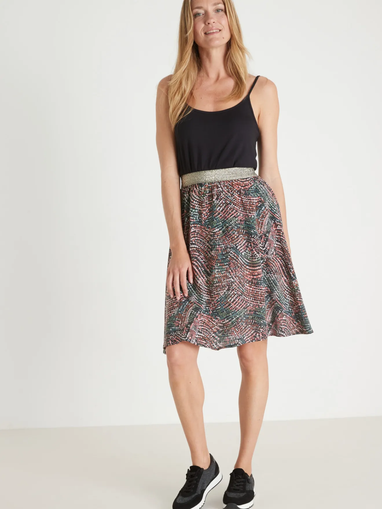 Sale Jupe courte entièrement élastiquée Femme Jupe