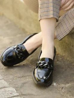 Best Mocassins cuir large chaînette fantaisie Femme Mocassins, Sans-Gênes