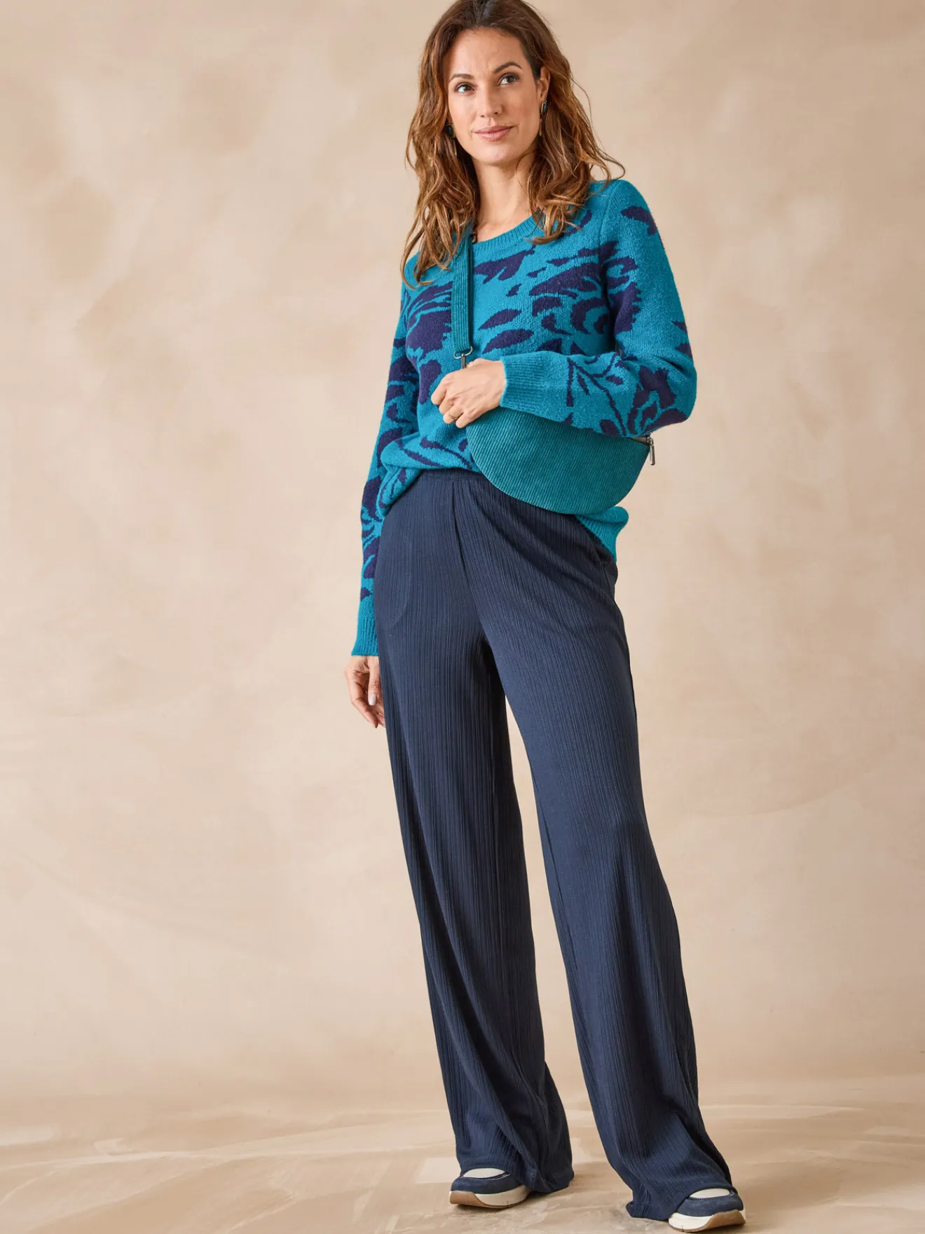 Discount Pantalon large et droit Femme Pantalon