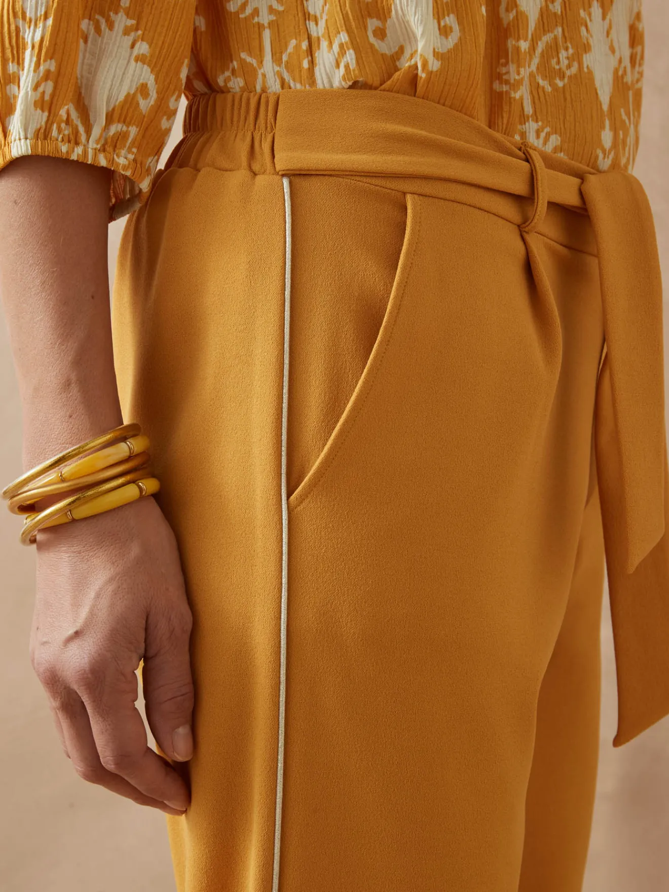 Outlet Pantalon raccourci élastiqué Femme Pantalon