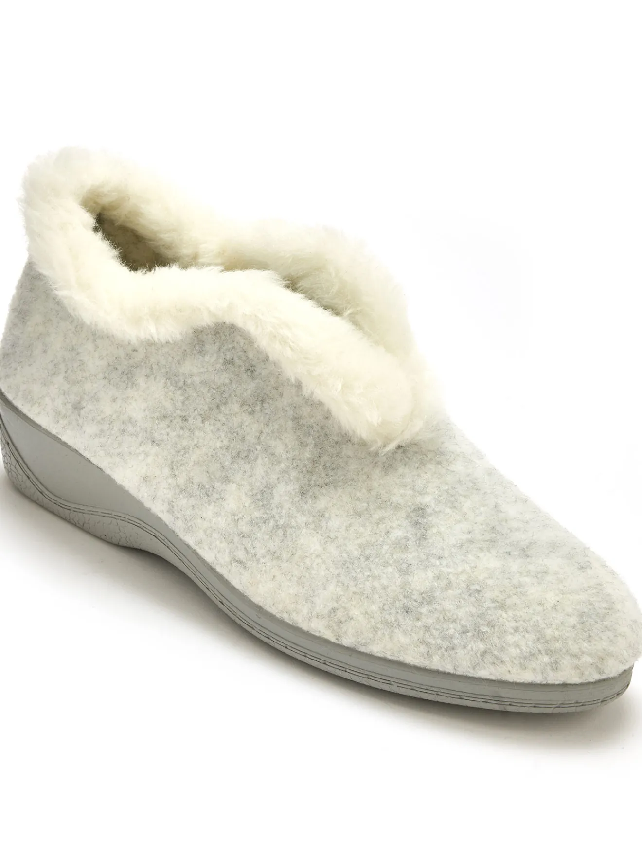 Pantoufles molletonnées Femme Pantoufles, Chaussons