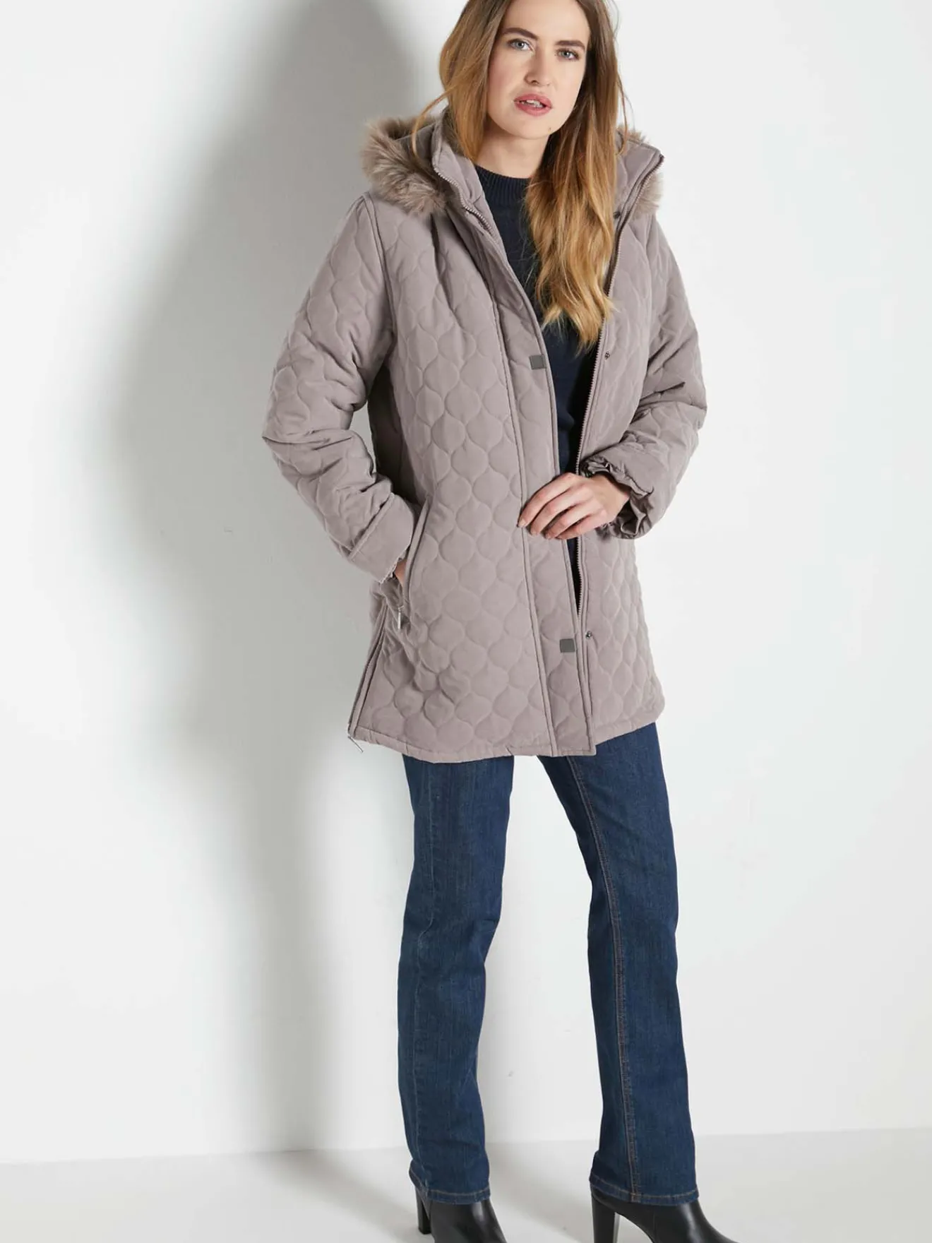 Discount Parka matelassée courte en microfibre Femme Manteau, Parka