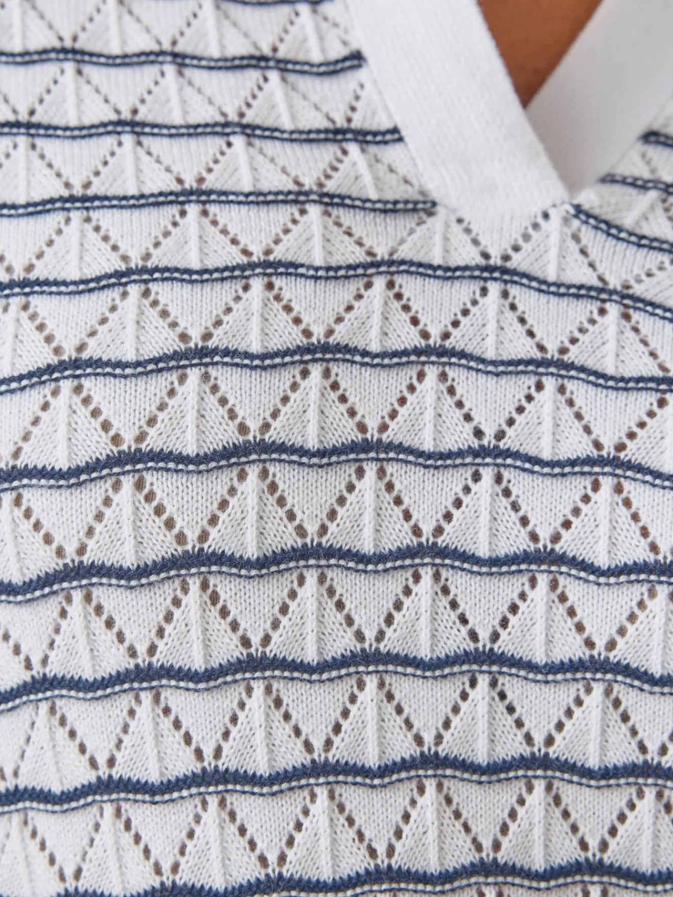 Pull maille fantaisie et jeux de rayures Femme Pull