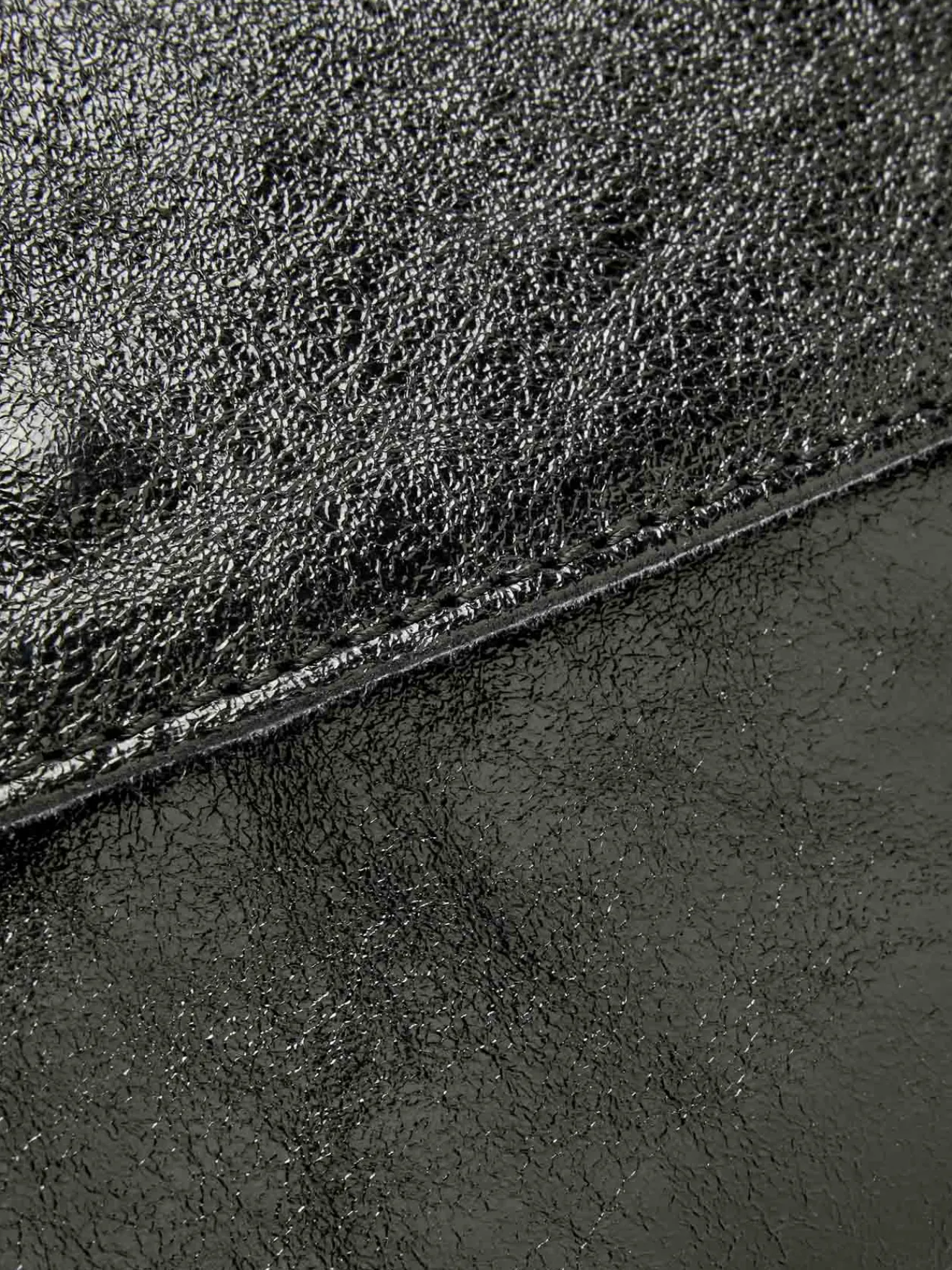 Sale Sac pochette en cuir à bandoulière Femme Accessoires Et Bijoux