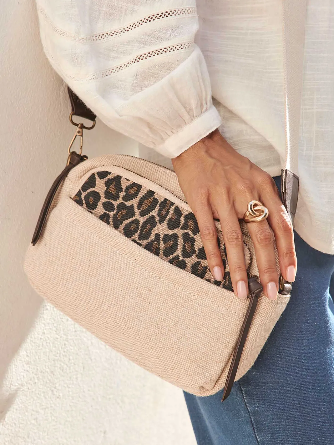 Outlet Sac-pochette effet toile de jute Femme Accessoires Et Bijoux