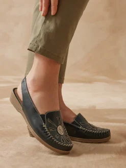 Sandales cuir ajouré élastiquées Femme Sandales