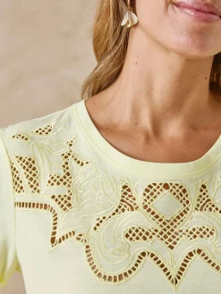 Best Tee-shirt coton à broderies ajourées Femme T-Shirt