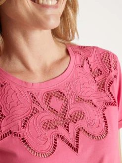New Tee-shirt coton à broderies ajourées Femme T-Shirt