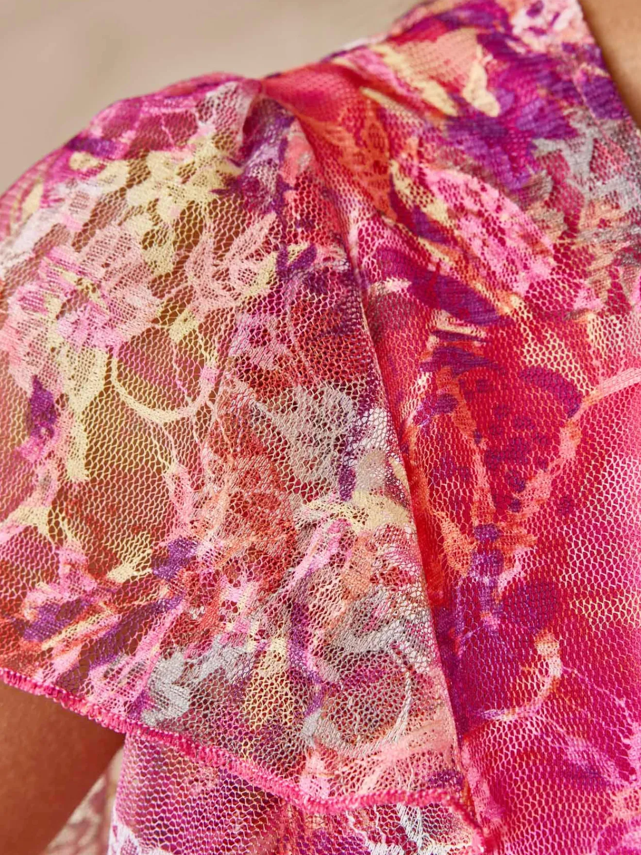 New Tee-shirt en dentelle Femme T-Shirt