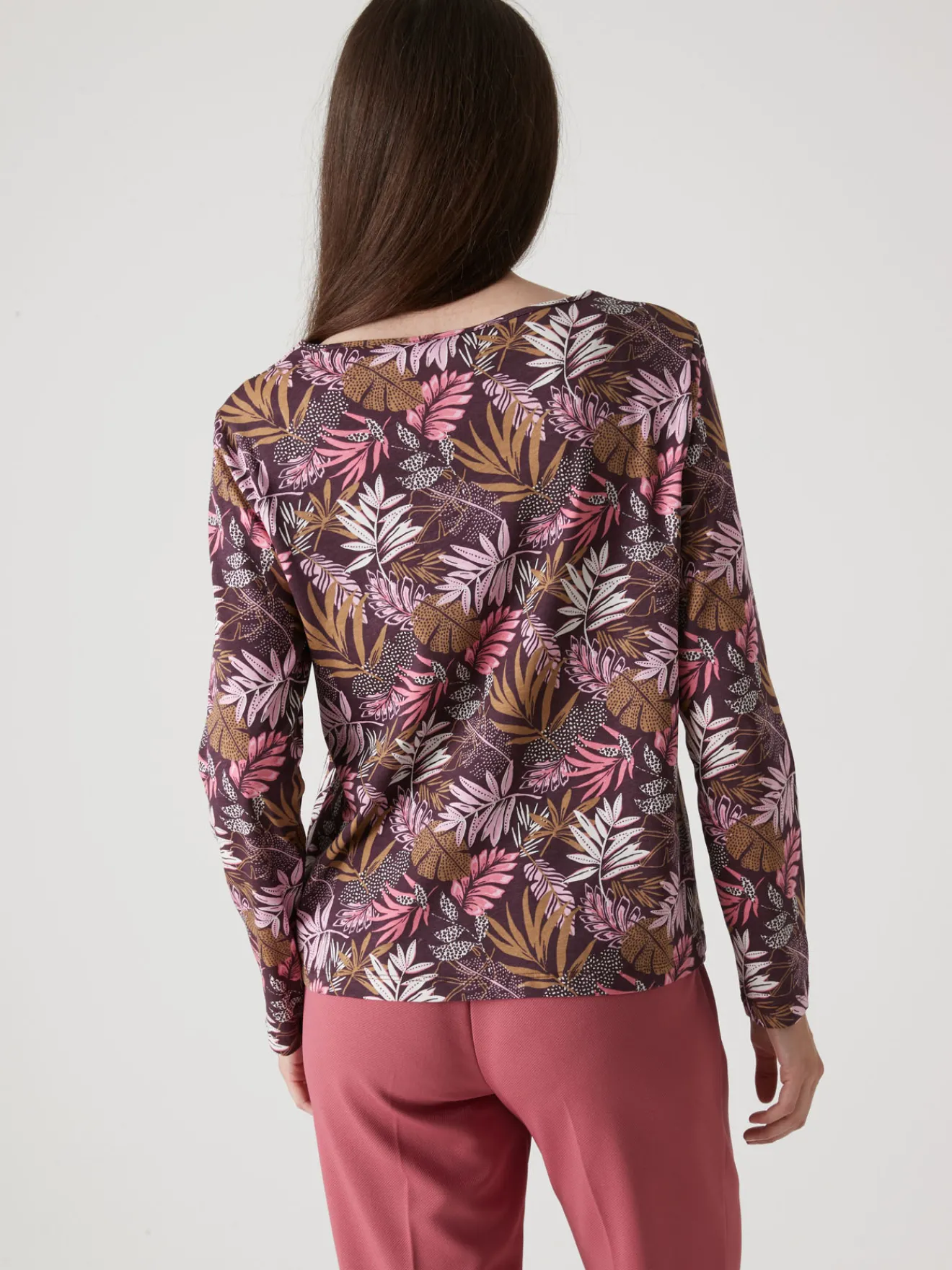 Discount Tee-shirt encolure fantaisie Femme T-Shirt