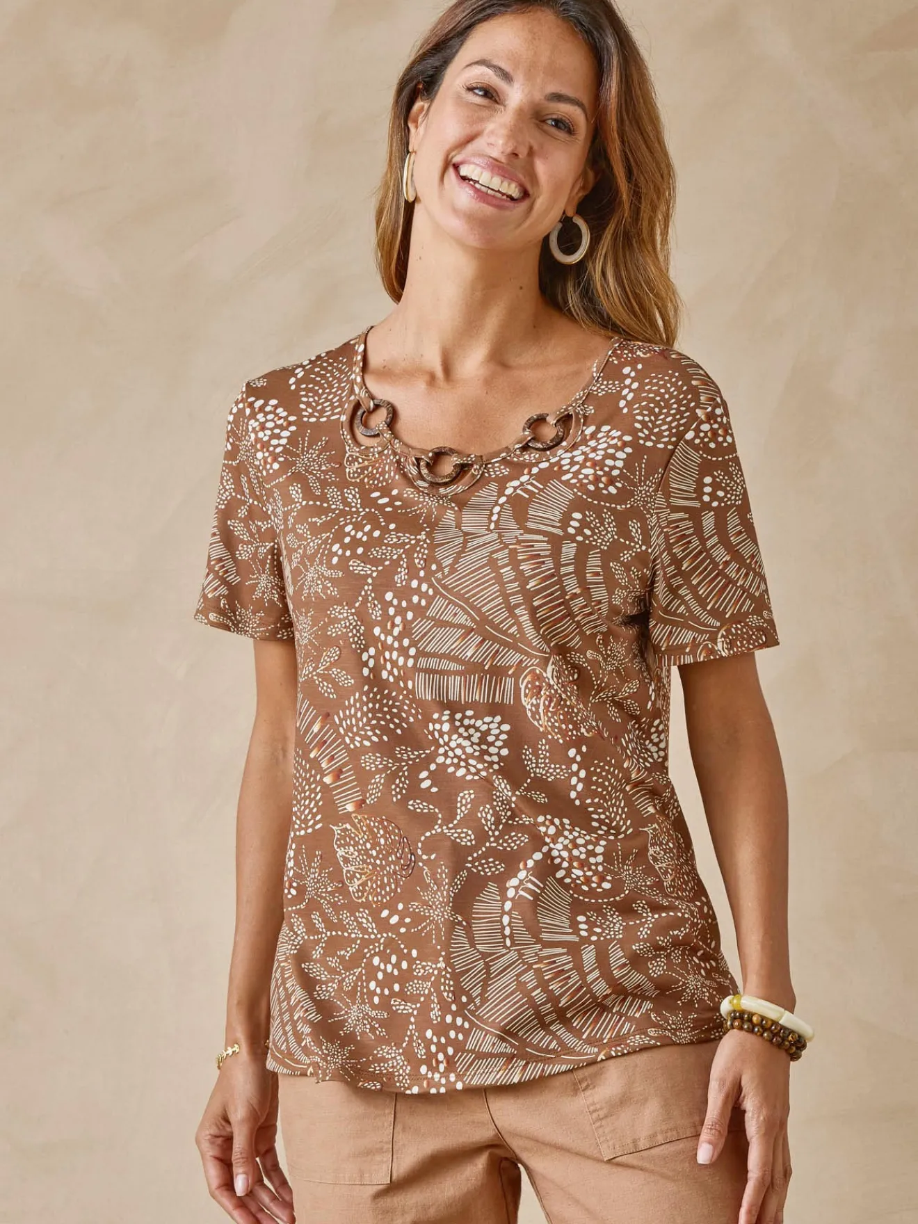 Discount Tee-shirt encolure fantaisie Femme T-Shirt